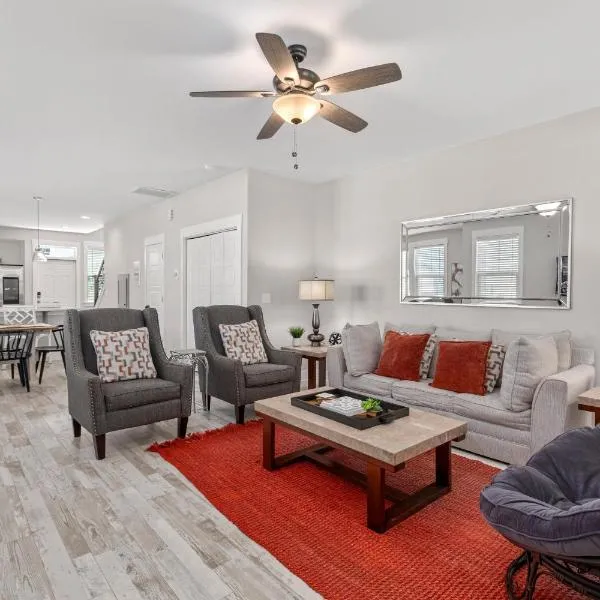 Creekside Bungalow-Park Circle-15m dtwn CHS, hotel in Charleston