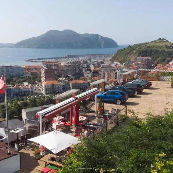 Hotel Risco, hotel i Laredo