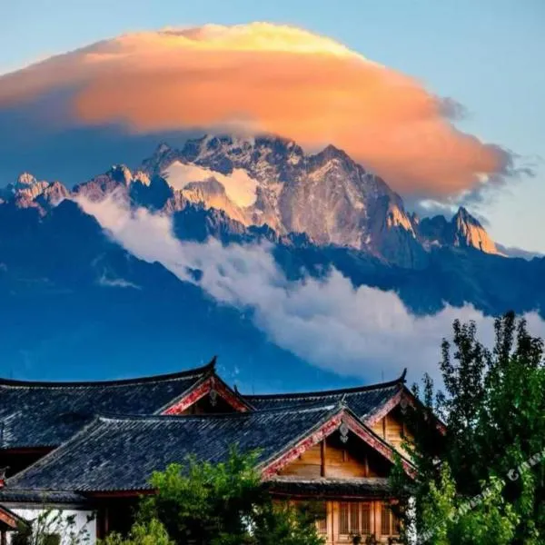 丽江寻隐丨森系半山咖啡观全景设计师度假美宿, hotel a Lijiang