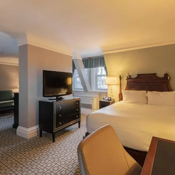 오타와에 위치한 호텔 페어몬트 샤토 로리에(Fairmont Chateau Laurier)