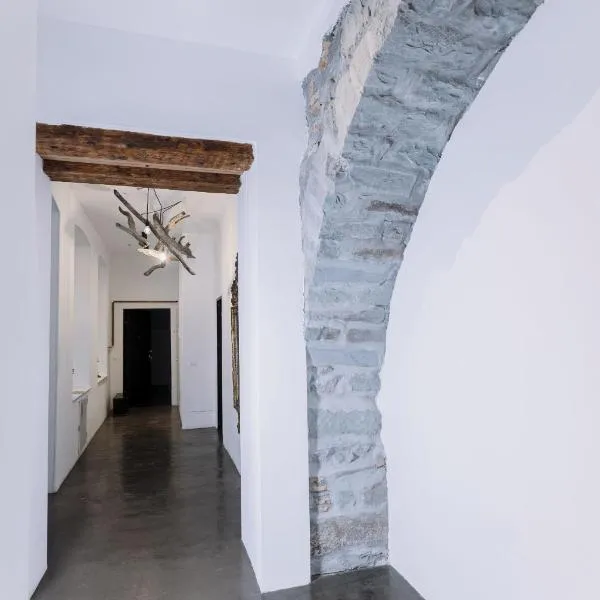 L'Arco Trieste studio living 1, hotel di Trieste