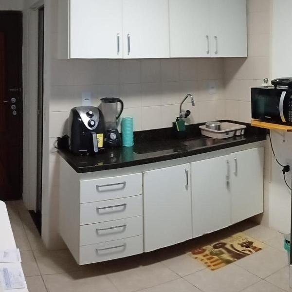 APT Guarujá no Coração da Vila de Praia do Forte - Foto 2