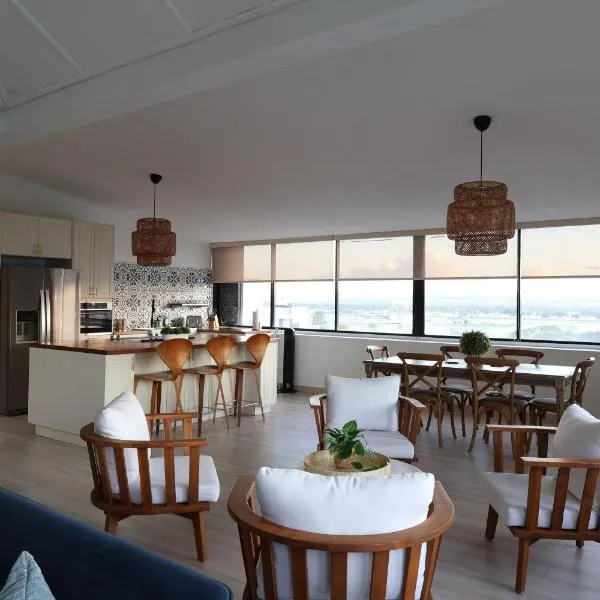 Attractive Penthouse in Isla Verde, hotel in San Juan