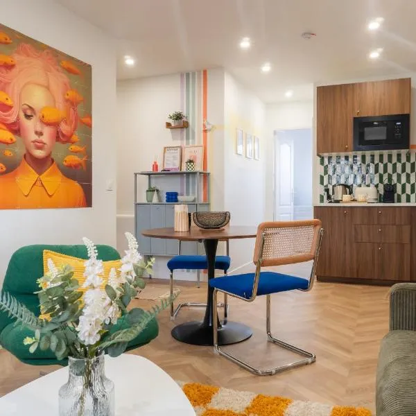 Suite cozy pour pros et séjours confort, hotel v destinaci Cergy