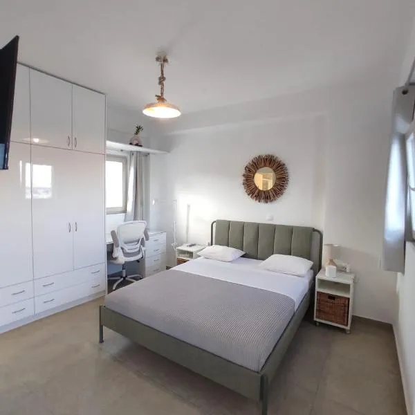 Orion - Sea View Studio, hôtel à Parasporos