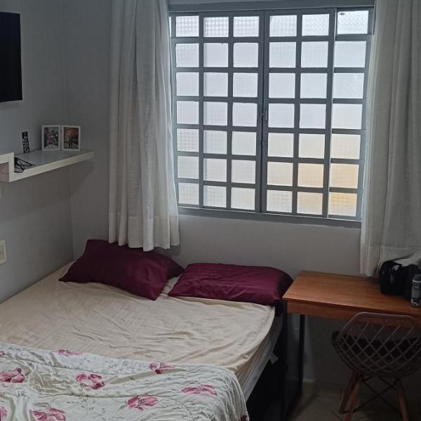 Casa de 4 quartos com piscina e churrasqueira ao lado do aeroporto - Foto 2