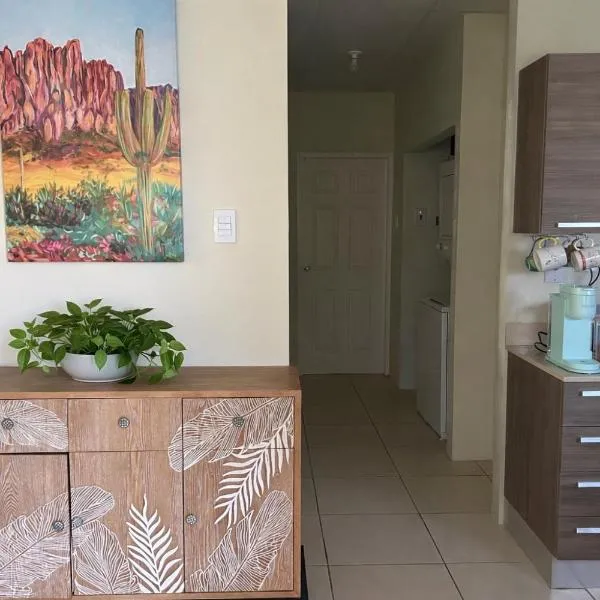 Your Cozy Summer Getaway, hotel sa Chaguanas