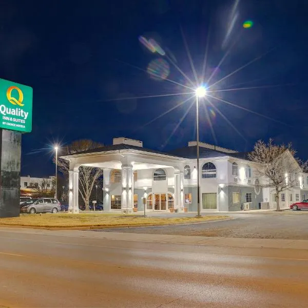 Quality Inn & Suites Roswell North, hotel di Roswell