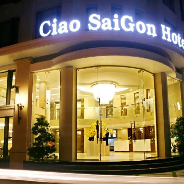 Ciao SaiGon Hotel & Spa, hotel u gradu 'Ðức Hòa'