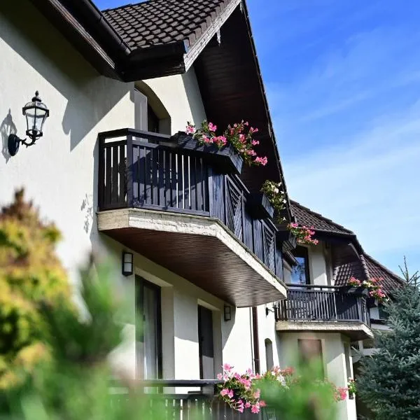 Natura Family Resort – hotel w mieście Avrig