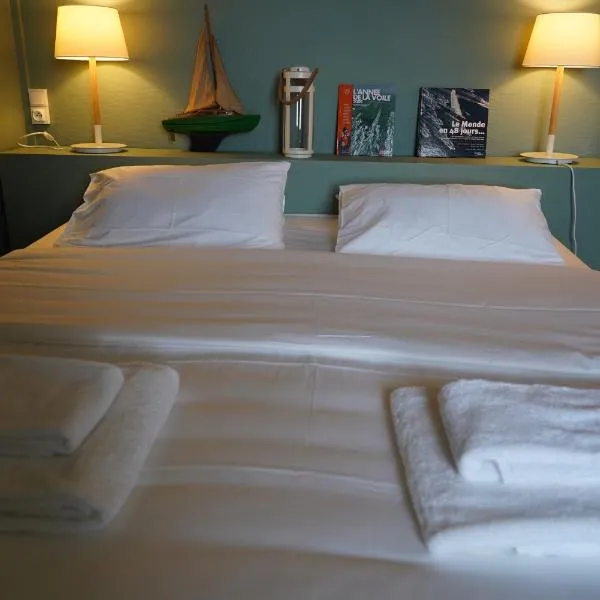 Hôtel de la Houle: Saint-Briac-sur-Mer şehrinde bir otel