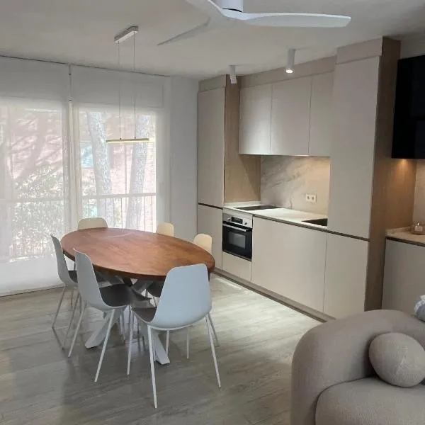 Apartamento con WiFi y Aire acondicionado en Pals Playa, hotel a Pals