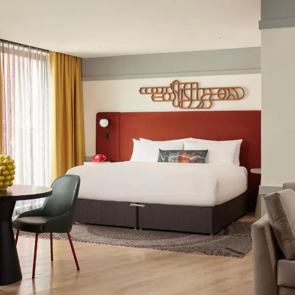 Hotel Indigo Gloucester - The Forum by IHG: Gloucester şehrinde bir otel