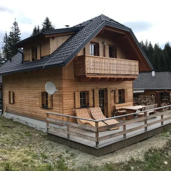 TANAs Almhütte, hotel din Flattnitz