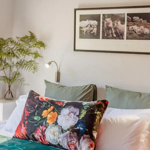 Central Stellenbosch Apartment with secure parking, hotel u gradu Stelenboš