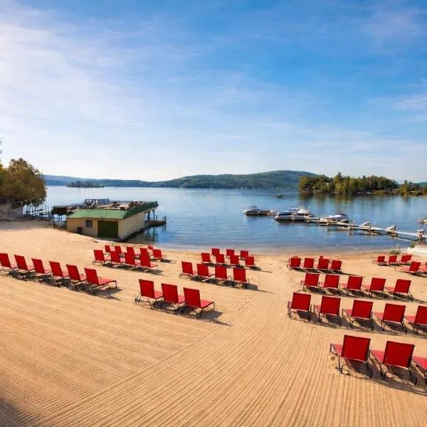 Depe Dene Lakeside Resort, hotel i Lake George