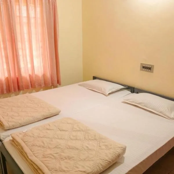 Inn & roost, hotel u gradu Sultan Bathery