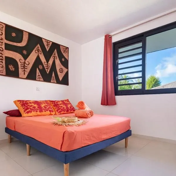 무레아에 위치한 호텔 Moorea bungalow cosy proche plage de Temae