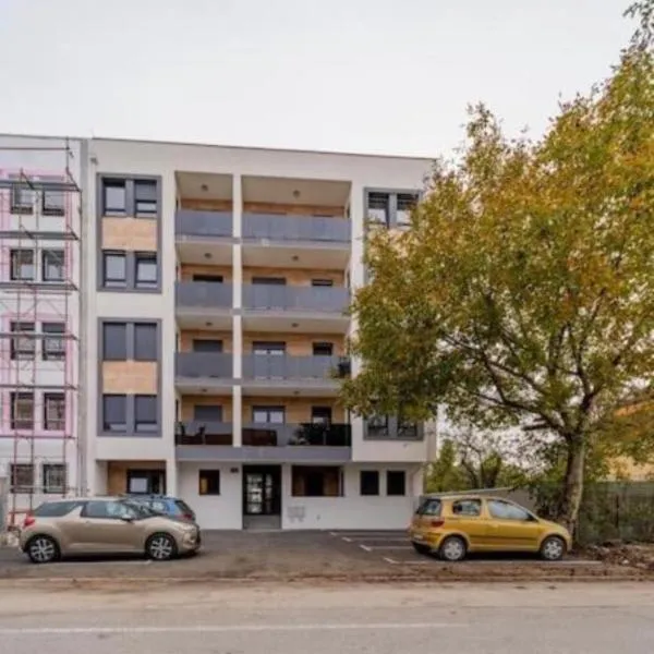 Apartman Hemi Lux, hotelli kohteessa Beograd