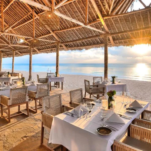 Diamonds Leisure Beach & Golf Resort, hotel a Diani Beach