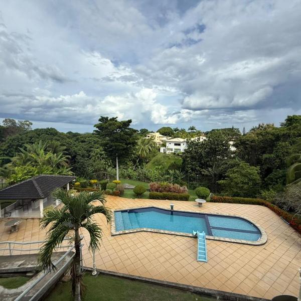 Casa 3 suítes, Piscina e Quadra em Condomínio Alto Padrão