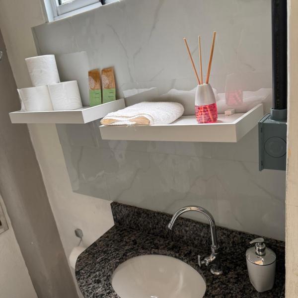 Apartamento central com pátio, 1 quadra do calçadão - Foto 3
