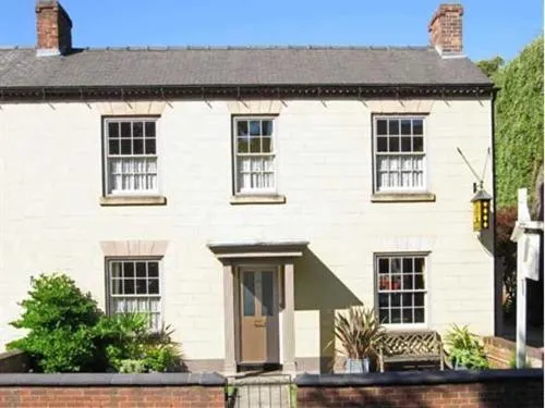 The Coach House, hotel a Melbourne