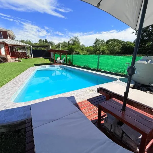 Casa de Campo en el Dique de la Ciénaga, hôtel à El Carmen