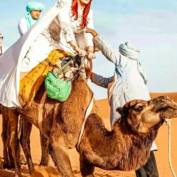 Zahra Luxury Desert Camp, hotel i Merzouga