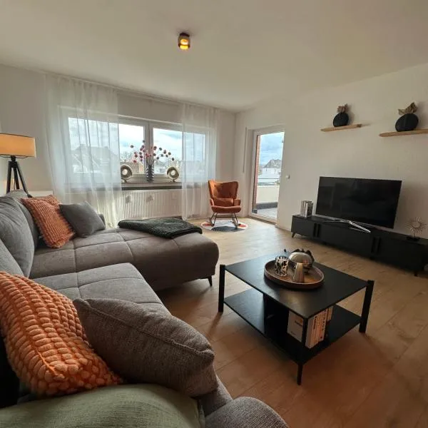 Premium Apartment Euskirchen Zentrum - Balkon & Parkplatz, מלון באויסקירשן