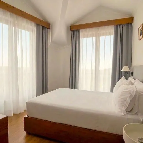 Hotel Arcanjo, hotell i Lagoa