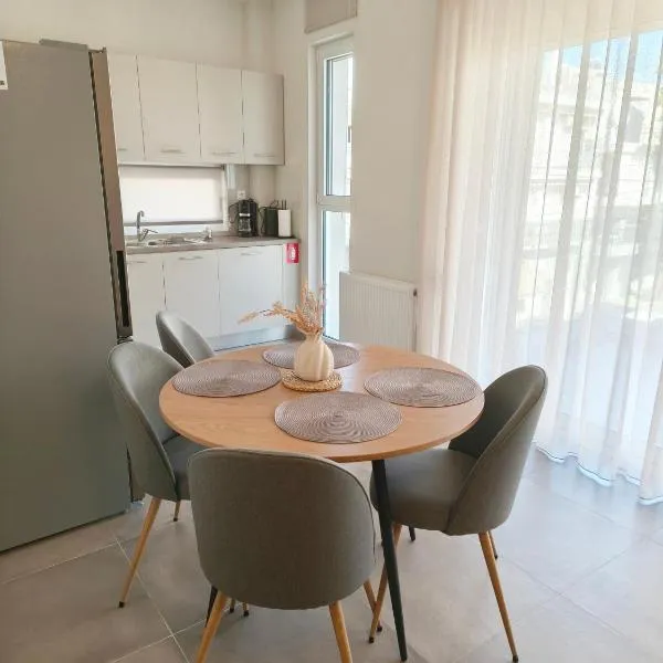 Leaf Volos apartment with private parking, hotel v destinaci Volos