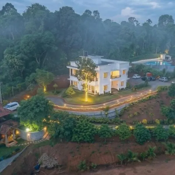 Vythiri Palace Wayanad Pool Resort - Mist Climate & India's First Apple Infinity Pool, Hotel in Vythiri