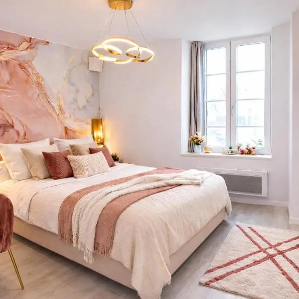 MRODBNB - Escapade Romantique - Appart Neuf- 25m Plage & Resto - Ciné - Popcorn - Ciel de Pluie XXL, hotel i Cancale