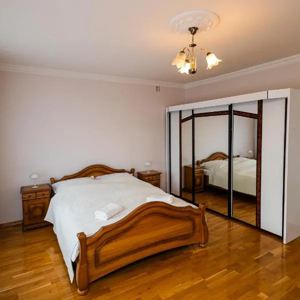 Apartment Dębcza45, hotell i Bochnia