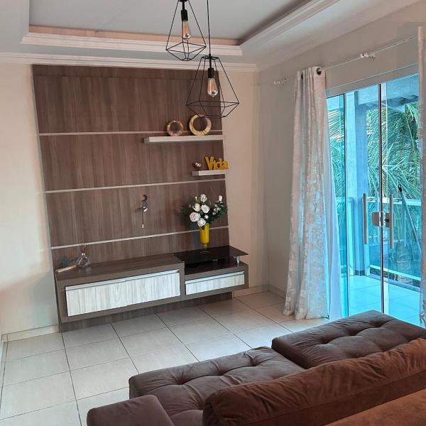 Furnished house with pool and air conditioning