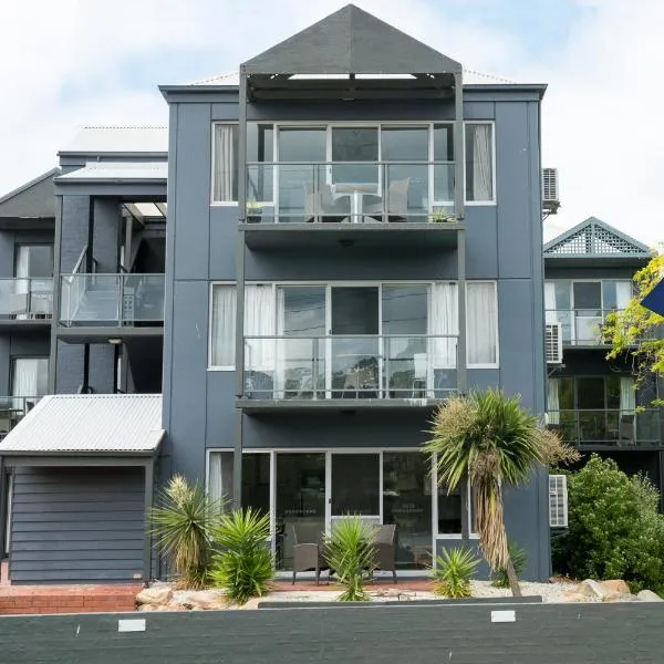 Unit 9 Bellevue, hotel in Lakes Entrance