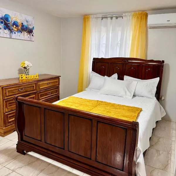 Aristo Oasis، فندق في Santa Cruz