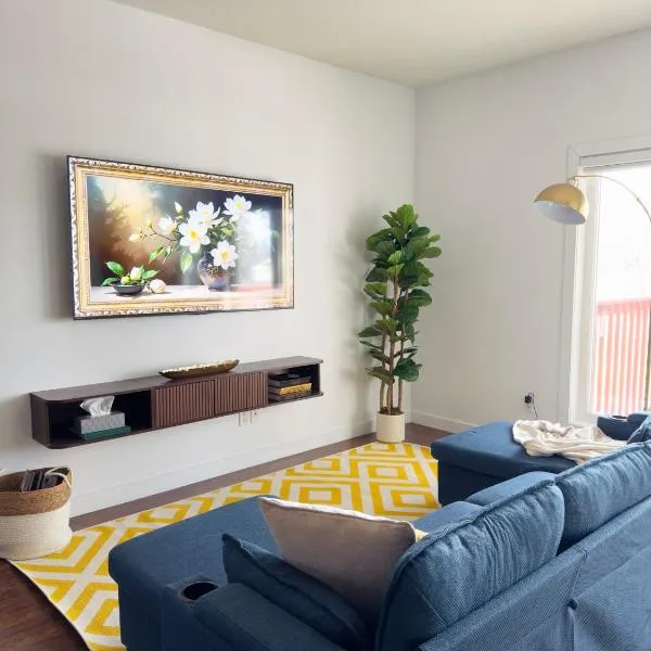 Charming 3BR Suite Near Downtown, General Hospital, hotel v mestu Regina