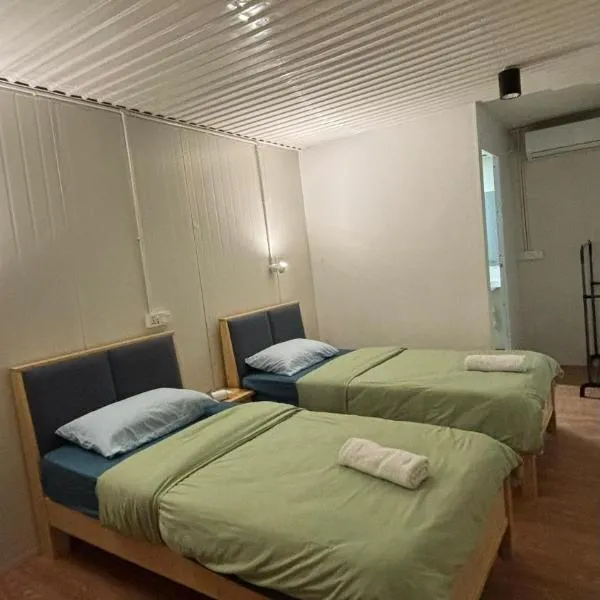 5 minutes Lodge, hotel a Putatan