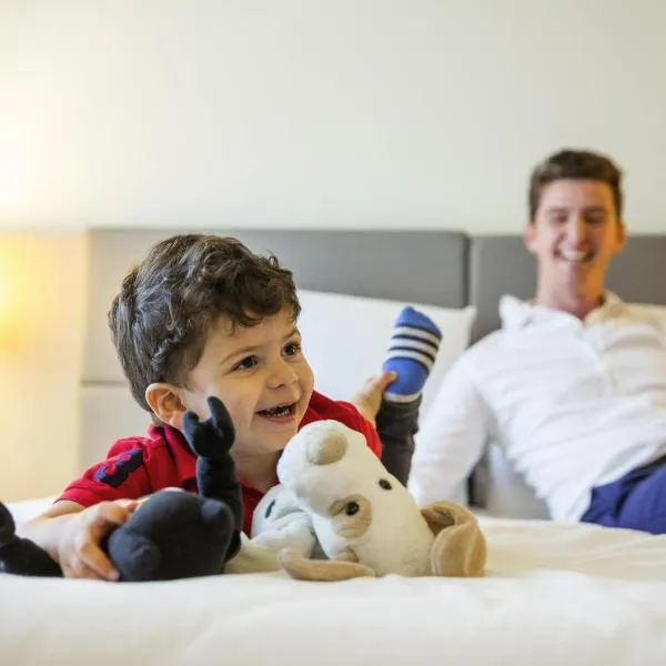 Novotel Suites Mall Avenue Dubai, hotel v Dubaju