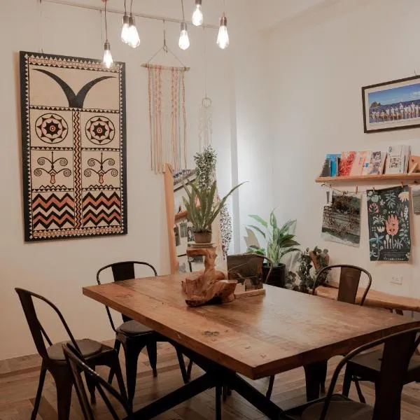 Cozy Green Guesthouse, hotel u gradu 'Taitung'