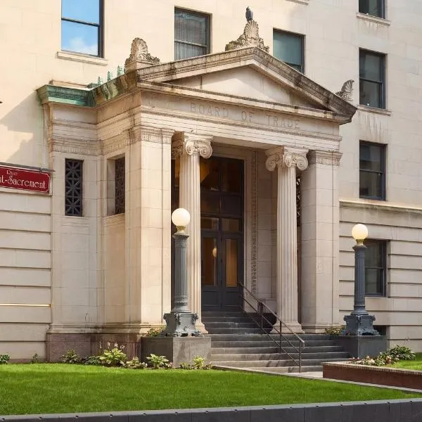 Eurostars Old Montreal Suites & Apartments, хотел в Монреал