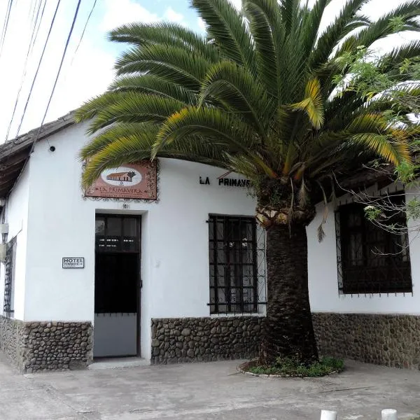 Hotel La Primavera: Cajabamba'da bir otel