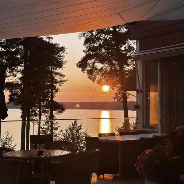 Bommersvik Hotell & Konferens, hotel sa Järna