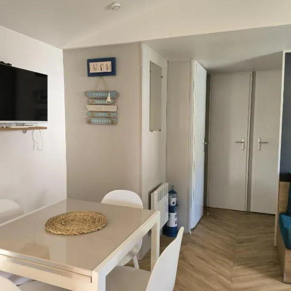 Superbe mobil home 8 pers tout confort camping 4 étoiles, hotel a Lège-Cap-Ferret