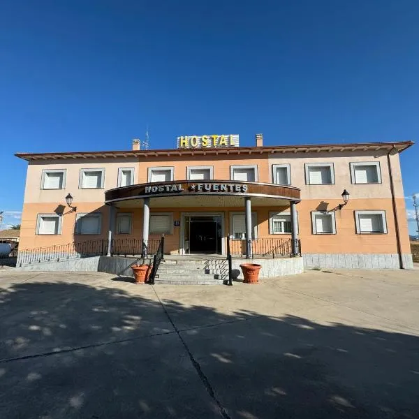 Hostal Las Fuentes โรงแรมในLabajos
