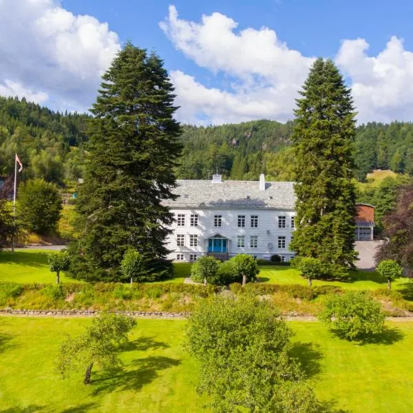 Skåland Gjestegård, hotel em Skåland