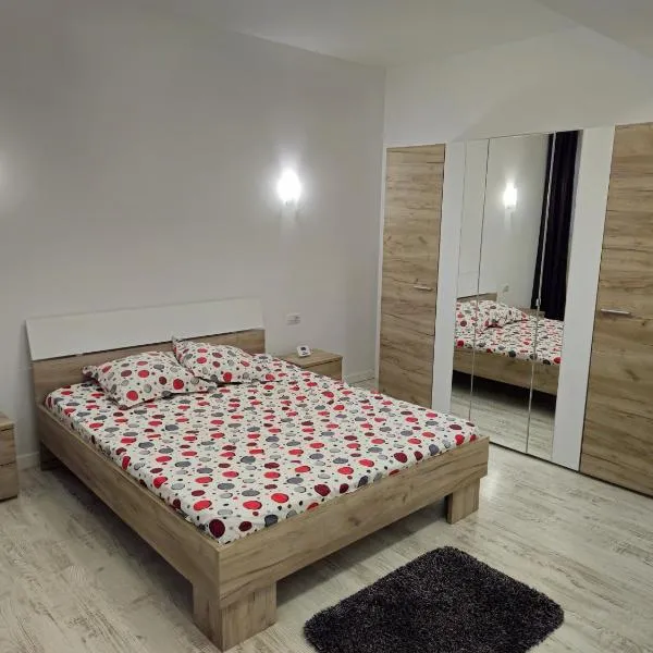Garsonieră O&M – hotel w Krajowej