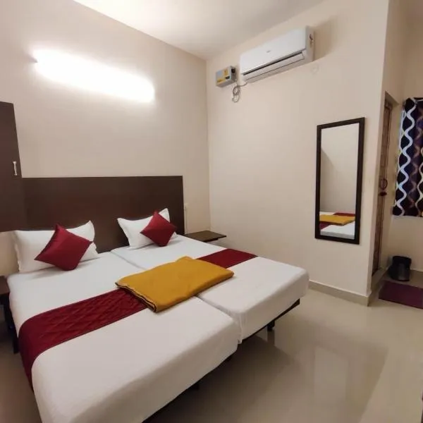 Viesnīca Super Hotel O Red Moon Residency Čennai